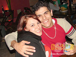 Música e gastronomia no Garuda Bar Música e gastronomia no Garuda Bar