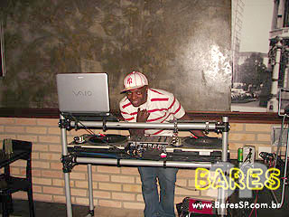 Grupo Algazarra e amigos no Daora Bar Grupo Algazarra e amigos no Daora Bar