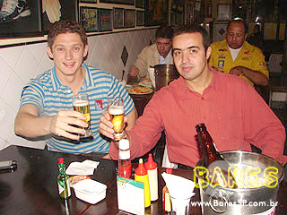 Futebol, música e chopp no Boleiros Bar Futebol, música e chopp no Boleiros Bar