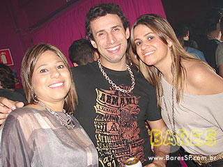 Argentinos do Heatbeat tocam na reinauguração do Club Manga Rosa Argentinos do Heatbeat tocam na reinauguração do Club Manga Rosa