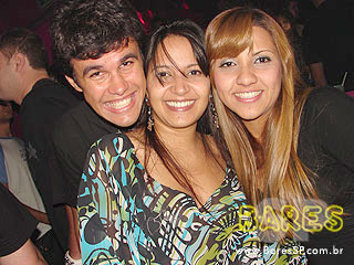 Argentinos do Heatbeat tocam na reinauguração do Club Manga Rosa Argentinos do Heatbeat tocam na reinauguração do Club Manga Rosa