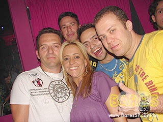 Argentinos do Heatbeat tocam na reinauguração do Club Manga Rosa Argentinos do Heatbeat tocam na reinauguração do Club Manga Rosa