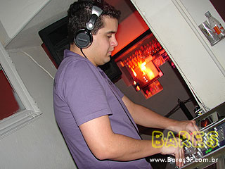 Happy Hour e banda Fun Clube no Pennélope Bar Happy Hour e banda Fun Clube no Pennélope Bar