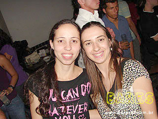 Tarde de Pagode e noite com Eletrônico no Pennélope Bar Tarde de Pagode e noite com Eletrônico no Pennélope Bar