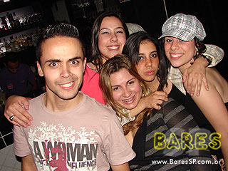 Tarde de Pagode e noite com Eletrônico no Pennélope Bar Tarde de Pagode e noite com Eletrônico no Pennélope Bar