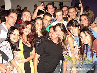 Tarde de Pagode e noite com Eletrônico no Pennélope Bar Tarde de Pagode e noite com Eletrônico no Pennélope Bar