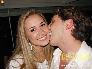 Happy Hour com Susy Bastos no 6:01 Bar Happy Hour com Susy Bastos no 6:01 Bar