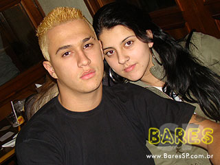 Noite de música, drinks e gastronomia no Juscelino's Bar Noite de música, drinks e gastronomia no Juscelino's Bar