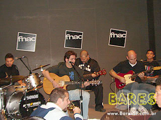 Lançamento do CD de André Rafael na Fnac Paulista Lançamento do CD de André Rafael na Fnac Paulista