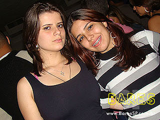 Tarde de Pagode e noite com Eletrônico no Pennélope Bar Tarde de Pagode e noite com Eletrônico no Pennélope Bar