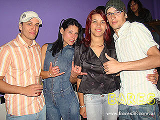 Tarde de Pagode e noite com Eletrônico no Pennélope Bar Tarde de Pagode e noite com Eletrônico no Pennélope Bar