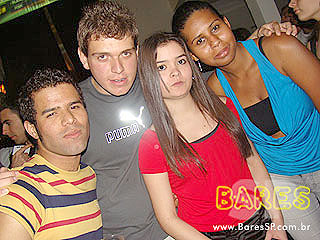 Tarde de Pagode e noite com Eletrônico no Pennélope Bar Tarde de Pagode e noite com Eletrônico no Pennélope Bar