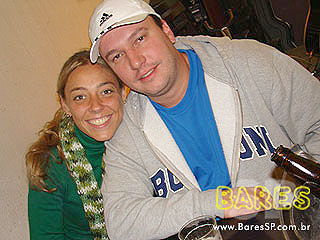 Drinks, gastronomia e diversão no Gongo Bar Drinks, gastronomia e diversão no Gongo Bar