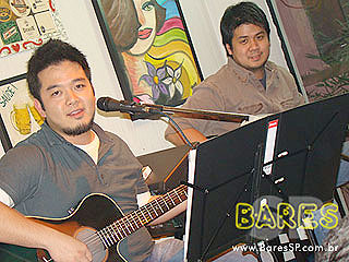 Drinks, gastronomia e diversão no Gongo Bar Drinks, gastronomia e diversão no Gongo Bar