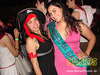 Festa da faculdade Cásper Líbero na Cachaçaria Pompéia Festa da faculdade Cásper Líbero na Cachaçaria Pompéia