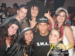 Festa da faculdade Cásper Líbero na Cachaçaria Pompéia Festa da faculdade Cásper Líbero na Cachaçaria Pompéia