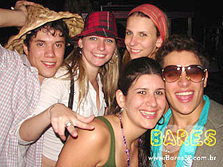 Festa da faculdade Cásper Líbero na Cachaçaria Pompéia Festa da faculdade Cásper Líbero na Cachaçaria Pompéia