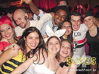 Festa da faculdade Cásper Líbero na Cachaçaria Pompéia Festa da faculdade Cásper Líbero na Cachaçaria Pompéia