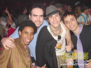 Festa da faculdade Cásper Líbero na Cachaçaria Pompéia Festa da faculdade Cásper Líbero na Cachaçaria Pompéia