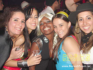 Festa da faculdade Cásper Líbero na Cachaçaria Pompéia Festa da faculdade Cásper Líbero na Cachaçaria Pompéia