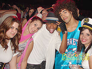 Festa da faculdade Cásper Líbero na Cachaçaria Pompéia Festa da faculdade Cásper Líbero na Cachaçaria Pompéia