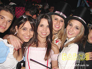 Festa da faculdade Cásper Líbero na Cachaçaria Pompéia Festa da faculdade Cásper Líbero na Cachaçaria Pompéia