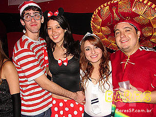 Festa da faculdade Cásper Líbero na Cachaçaria Pompéia Festa da faculdade Cásper Líbero na Cachaçaria Pompéia