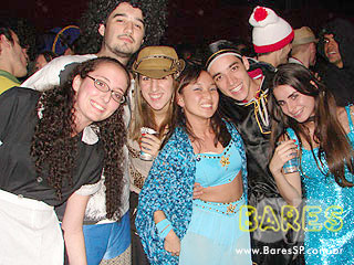 Festa da faculdade Cásper Líbero na Cachaçaria Pompéia Festa da faculdade Cásper Líbero na Cachaçaria Pompéia