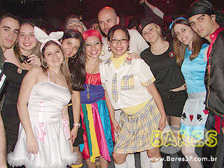 Festa da faculdade Cásper Líbero na Cachaçaria Pompéia Festa da faculdade Cásper Líbero na Cachaçaria Pompéia