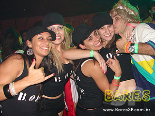 Festa da faculdade Cásper Líbero na Cachaçaria Pompéia Festa da faculdade Cásper Líbero na Cachaçaria Pompéia