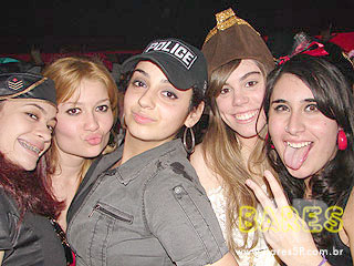 Festa da faculdade Cásper Líbero na Cachaçaria Pompéia Festa da faculdade Cásper Líbero na Cachaçaria Pompéia