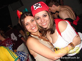 Festa da faculdade Cásper Líbero na Cachaçaria Pompéia Festa da faculdade Cásper Líbero na Cachaçaria Pompéia