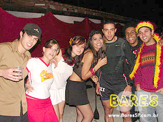 Festa da faculdade Cásper Líbero na Cachaçaria Pompéia Festa da faculdade Cásper Líbero na Cachaçaria Pompéia