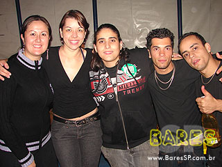 Festa da faculdade Cásper Líbero na Cachaçaria Pompéia Festa da faculdade Cásper Líbero na Cachaçaria Pompéia