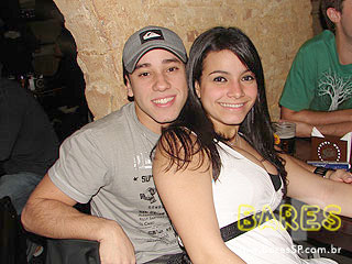 Noite de música, drinks e gastronomia no Juscelino's Bar Noite de música, drinks e gastronomia no Juscelino's Bar