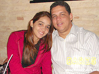 Noite de música, drinks e gastronomia no Juscelino's Bar Noite de música, drinks e gastronomia no Juscelino's Bar