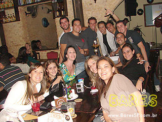 Noite de música, drinks e gastronomia no Juscelino's Bar Noite de música, drinks e gastronomia no Juscelino's Bar