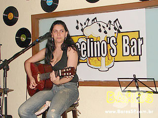 Noite de música, drinks e gastronomia no Juscelino's Bar Noite de música, drinks e gastronomia no Juscelino's Bar