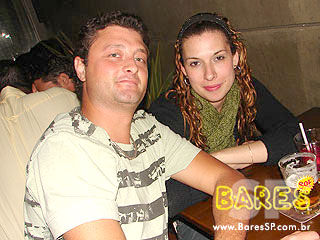 Noite de música, drinks e gastronomia no Juscelino's Bar Noite de música, drinks e gastronomia no Juscelino's Bar