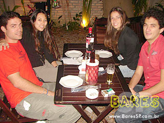 Música ao vivo na Casa do Espeto - Moema Música ao vivo na Casa do Espeto - Moema