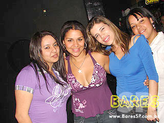 Tarde de Pagode e noite com Eletrônico no Pennélope Bar Tarde de Pagode e noite com Eletrônico no Pennélope Bar