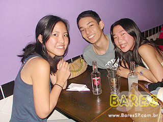 Tarde de Pagode e noite com Eletrônico no Pennélope Bar Tarde de Pagode e noite com Eletrônico no Pennélope Bar