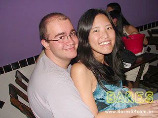 Tarde de Pagode e noite com Eletrônico no Pennélope Bar Tarde de Pagode e noite com Eletrônico no Pennélope Bar