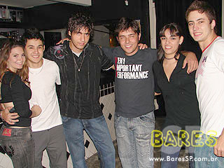 Tarde de Pagode e noite com Eletrônico no Pennélope Bar Tarde de Pagode e noite com Eletrônico no Pennélope Bar