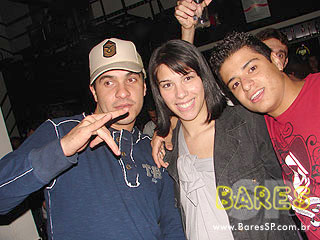 Tarde de Pagode e noite com Eletrônico no Pennélope Bar Tarde de Pagode e noite com Eletrônico no Pennélope Bar