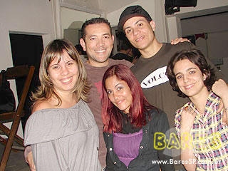 Tarde de Pagode e noite com Eletrônico no Pennélope Bar Tarde de Pagode e noite com Eletrônico no Pennélope Bar