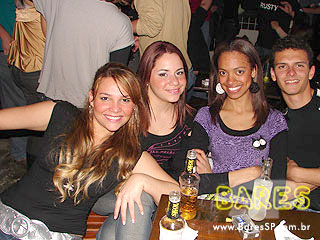 Tarde de Pagode e noite com Eletrônico no Pennélope Bar Tarde de Pagode e noite com Eletrônico no Pennélope Bar