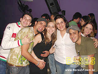 Tarde de Pagode e noite com Eletrônico no Pennélope Bar Tarde de Pagode e noite com Eletrônico no Pennélope Bar