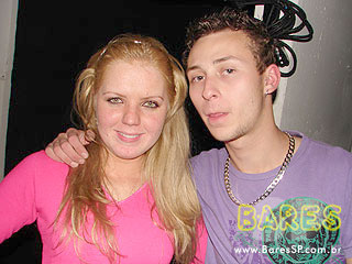 Tarde de Pagode e noite com Eletrônico no Pennélope Bar Tarde de Pagode e noite com Eletrônico no Pennélope Bar