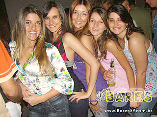 Happy Hour e banda Fun Clube no Pennélope Bar Happy Hour e banda Fun Clube no Pennélope Bar